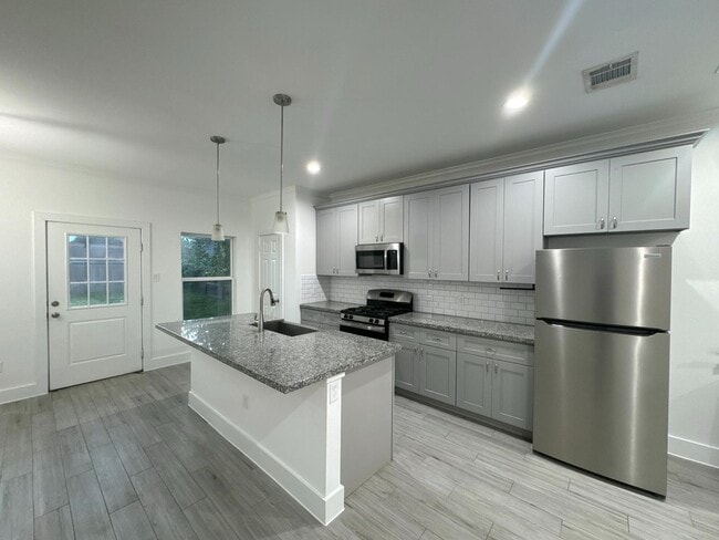 Photo - 8305 Prairie View Dr Unit B