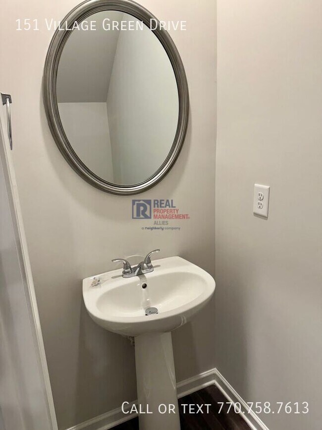 Photo - 151 Vlg Grn Dr