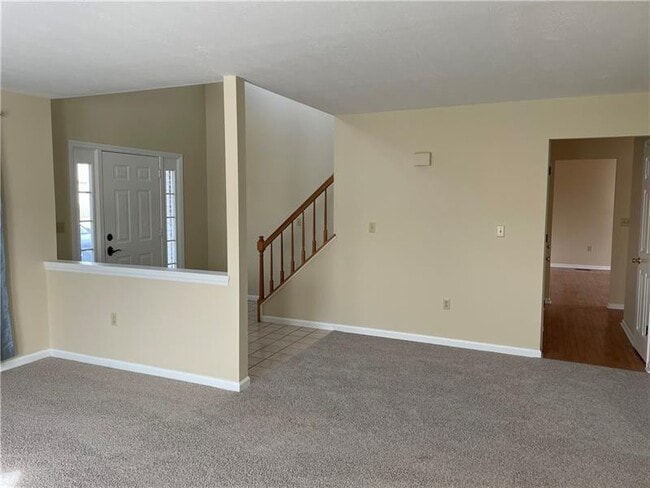 Photo - 204 Quail Ct