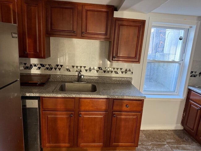 Photo - 1221 S 52nd St