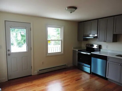 14A Cottage Ave