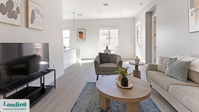 Photo - 375 E Linda Vista Blvd Unidad 14104.1408045