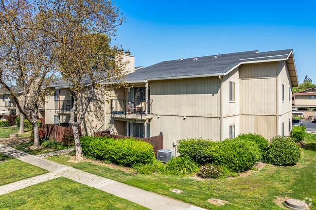 Alternate Building - Hidden Place Apartments