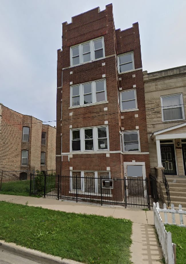Building Photo - 1423 S Drake Ave Unit Apt 2