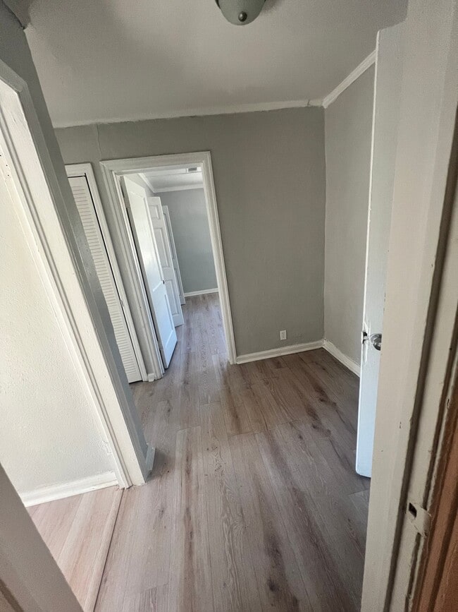 Photo - 626 Catalpa Ave Unit 2