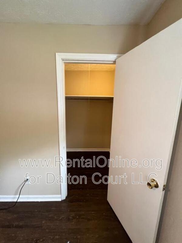 Photo - 1972 Cambridge Dr Unit 11