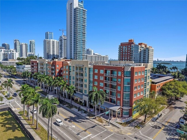 Photo - 2001 Biscayne Blvd Unidad 3213