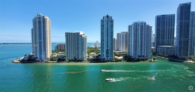 Building Photo - 335 S Biscayne Blvd Unit 2105 Rental