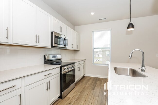 Photo - 334 Park Glen Dr