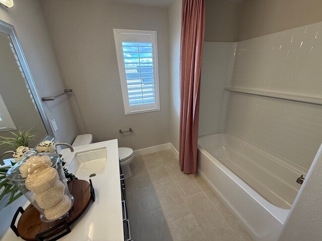 Photo - 1237 Dignity Wy