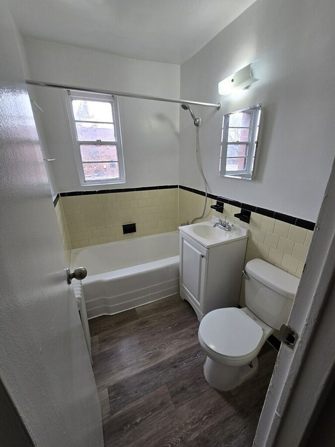 Photo - 136 Kenilworth Avenue Northeast Unidad 1B