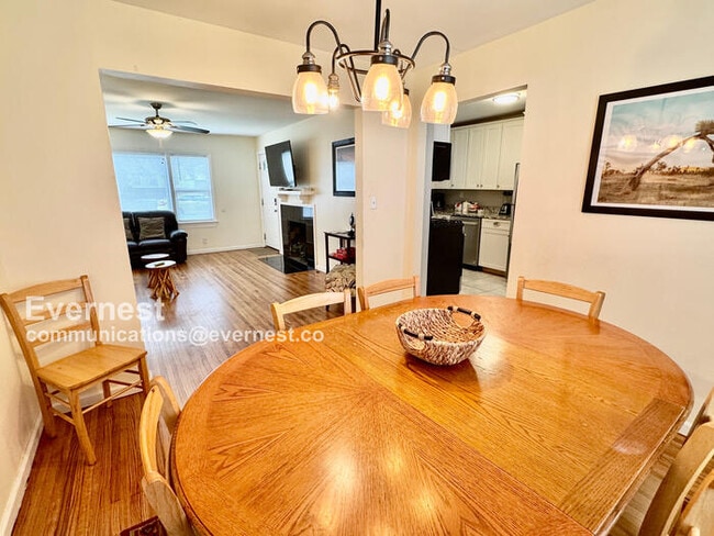 Photo - 2541 S Pittsburg Ave