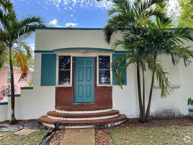 Building Photo - 1925 Jefferson St Unit 1 Rental