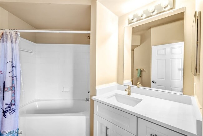 Building Photo - 15630 Ocean Walk Circle Unit 210 Rental