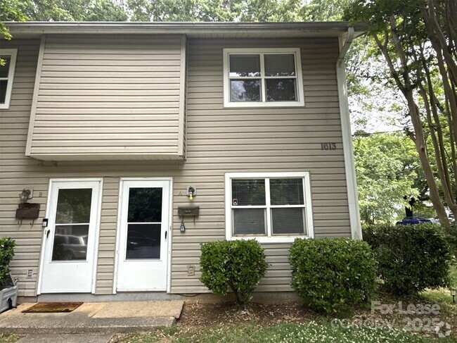 Building Photo - 1613 N Sharon Amity Rd Unit A Rental