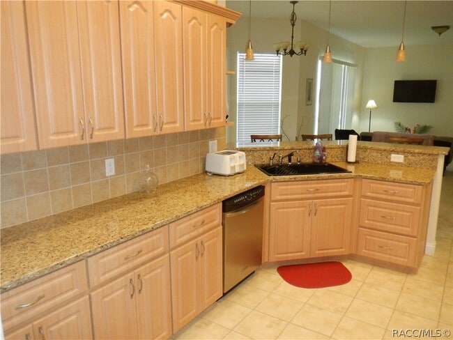 Photo - 315 E Dusty Ct