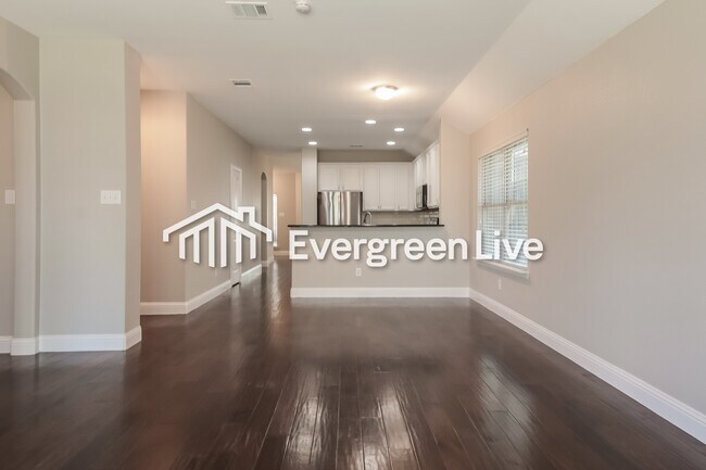 Photo - 126 Pleasant Hill Ln