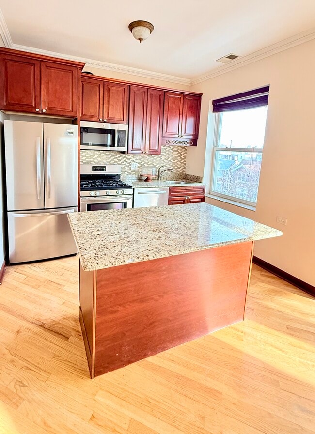 Photo - 4900 N Drake Ave Unidad 3