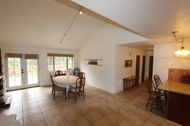 Photo - Partially Furnished 4-Bed Home in University Heights