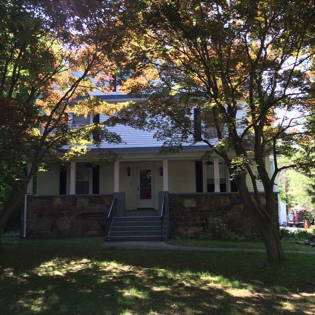 Photo - 274 Edison Rd Unidad A