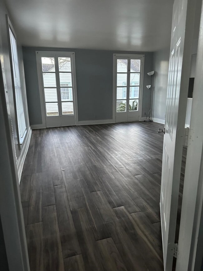 Photo - 800 Travis St Unit LiveOak