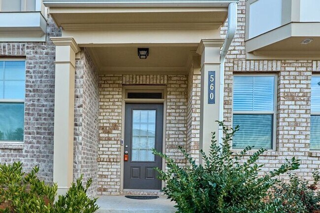 Photo - 560 Amarante Cir