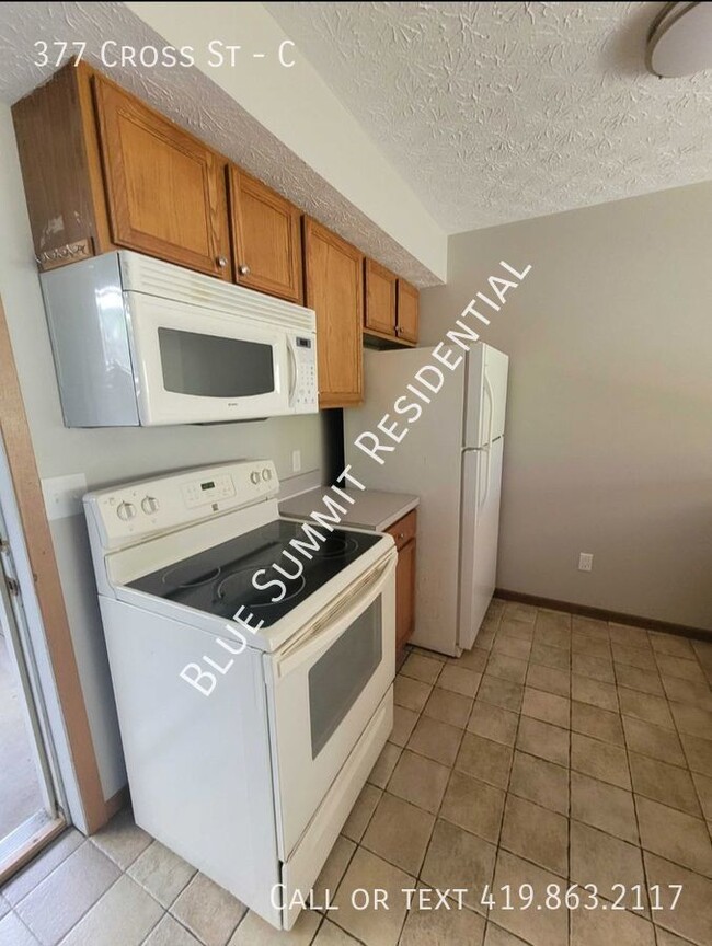 Photo - 377 Cross St Apartment Unit C