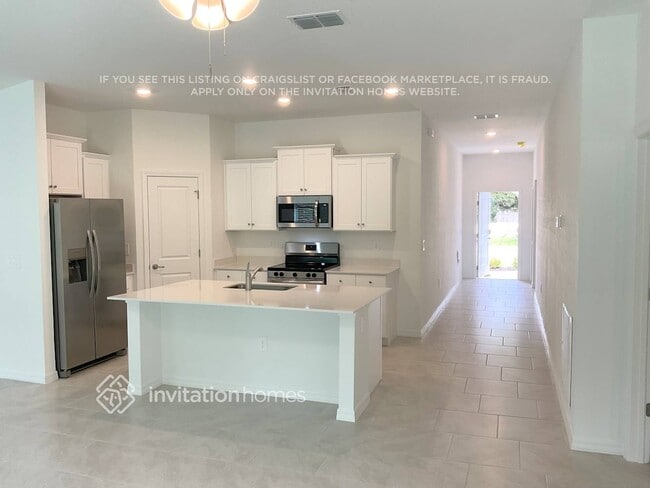 Photo - 1352 Abscott St
