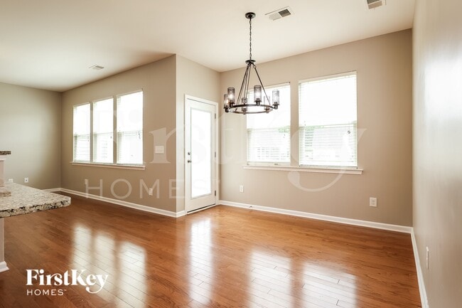 Photo - 329 Bracken Fern Rd