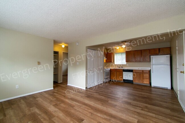 Photo - 1931 Ross Ct Unit #3