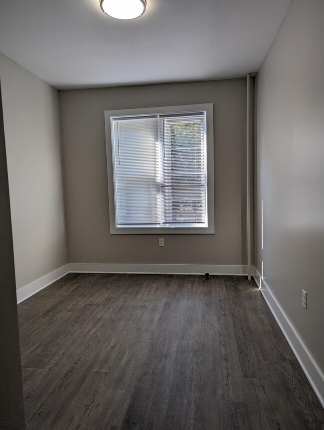 Photo - 192 Kensington Ave Unit 305