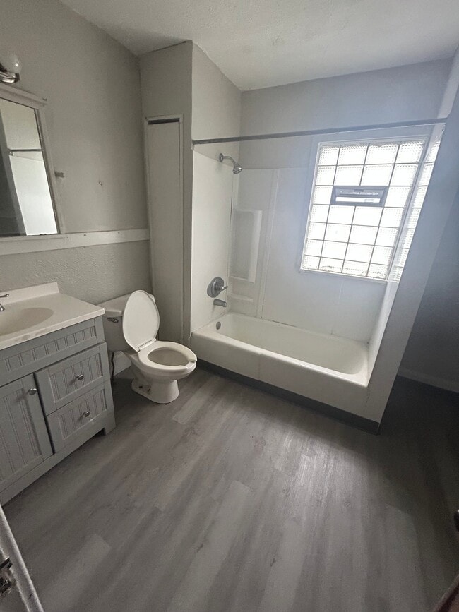 Photo - 9520 Marah Ave