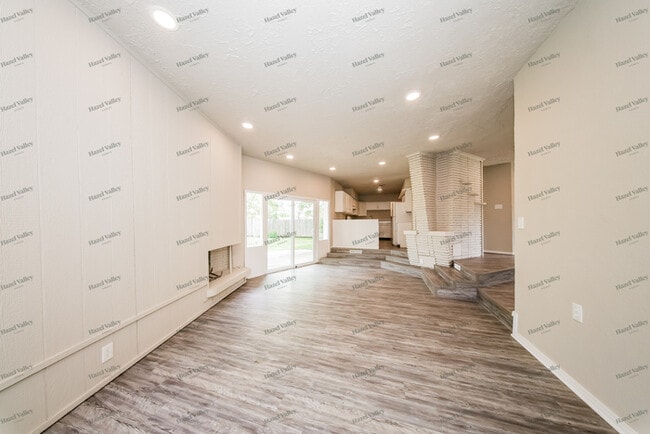 Photo - 821 SW 48th St