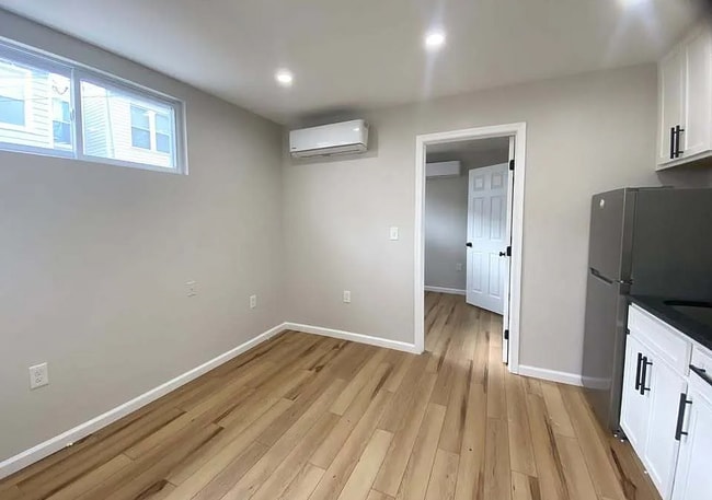 Photo - 243 E Fayette St Unit 2