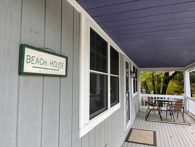 Photo - 55 Angelica Ave