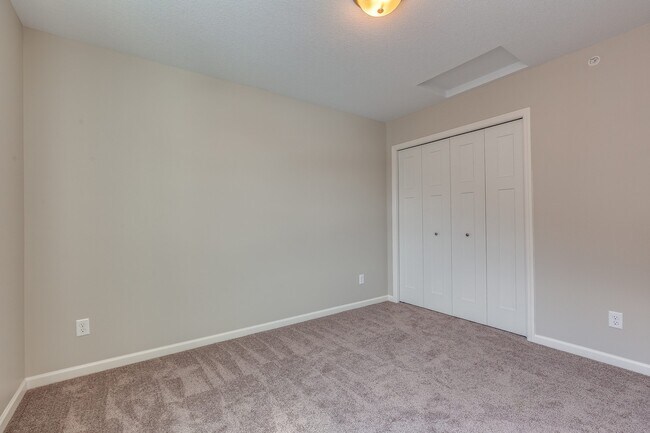 Photo - lease in Zimmerman:  3bd 2ba 2car garage townhome