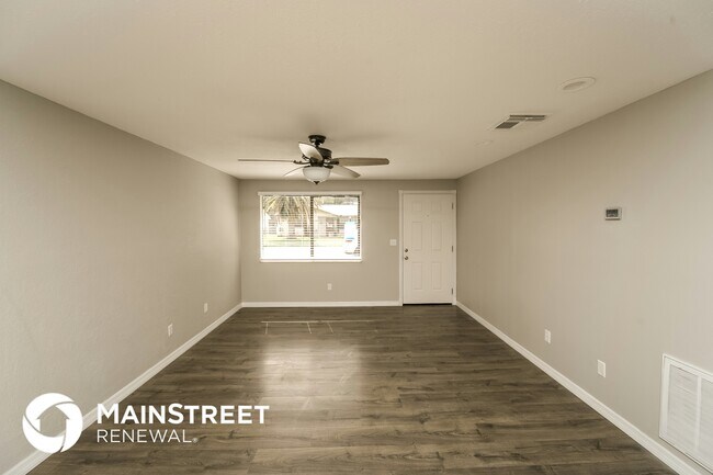 Photo - 8107 Blue Finch Way