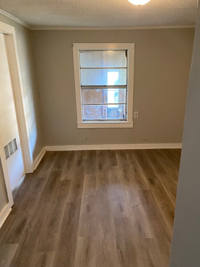 Photo - 219 Bevill Ave