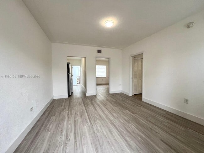 Photo - 1900 Calais Dr Unit 1904