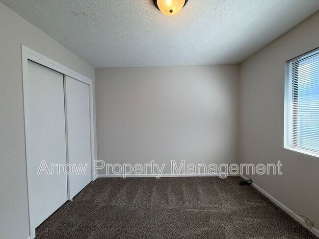 Photo - 922 A St Unit 5