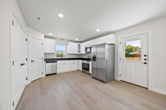 Photo - S 5th St Unit 1407 S 5th ST