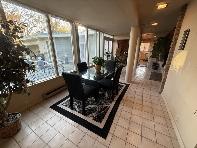 Photo - 1722 Alder Dr