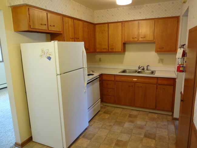 Photo - 2210 18 1/2 Ave NW Unit 4