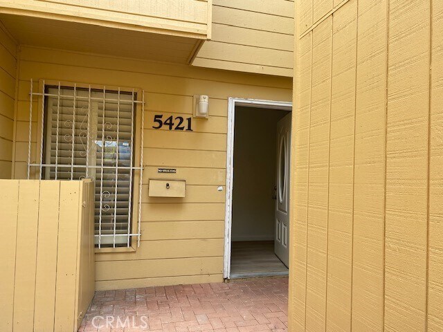 5421 S La Cienega Blvd