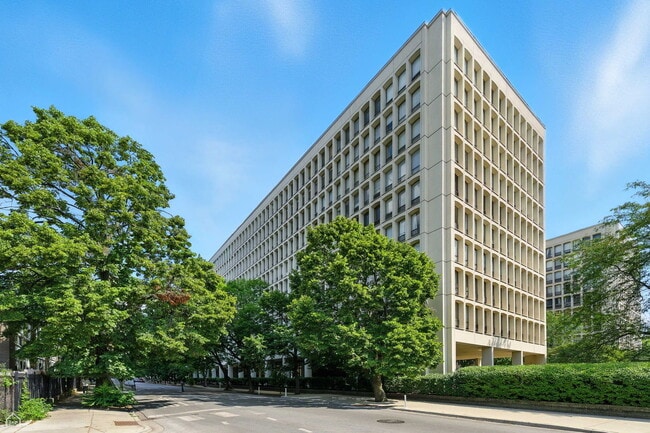 Building Photo - 1400 E 55th Pl Unit 703S