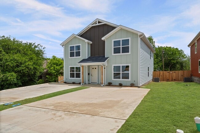 Building Photo - Brand New, Modern, and Ready for You in Temple, TX!