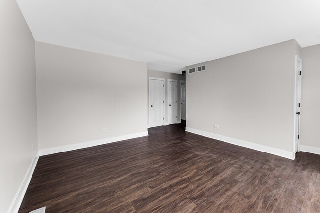 Photo - 816 Mackinaw Ave