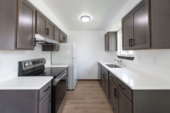 Photo - 514 E Longfellow Ave
