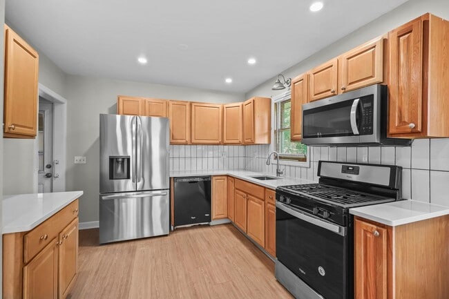 Photo - 5-Bedroom Rental Near TCNJ | Spacious Layout, Parking, Yard & Deck