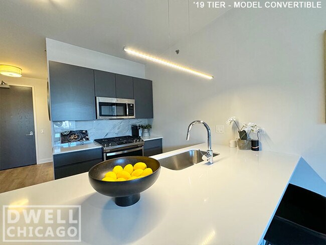 Photo - 710 N Aberdeen St